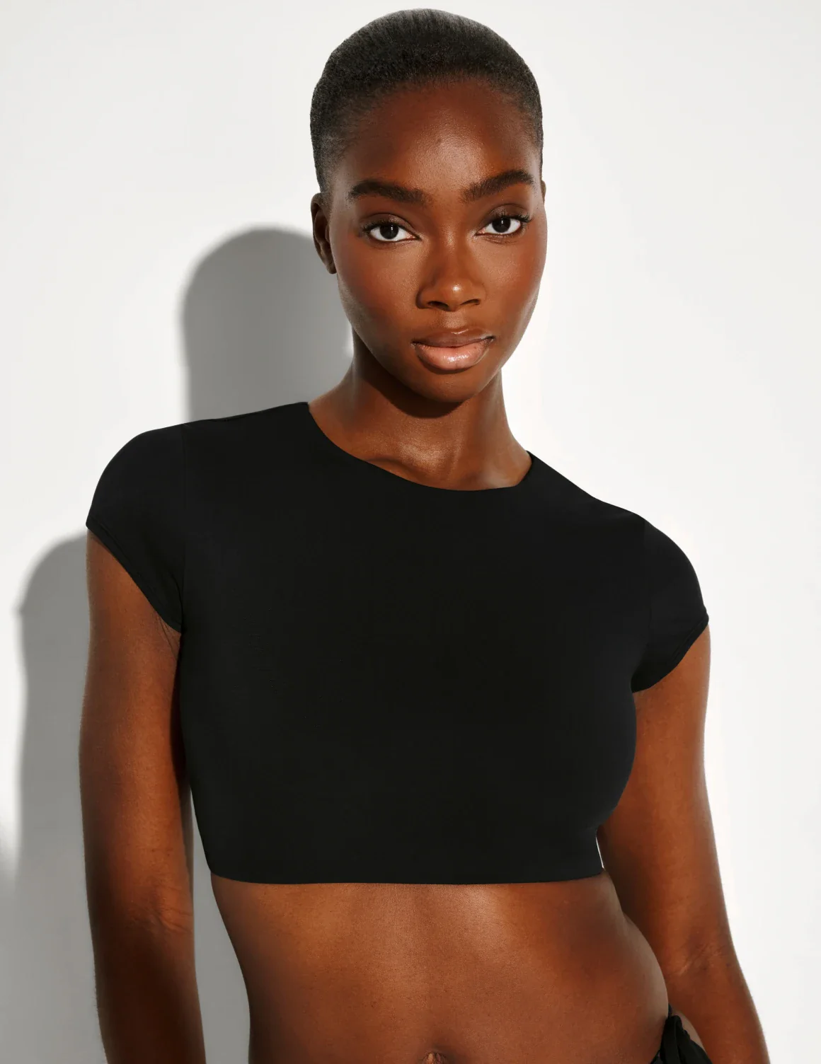 Sculpt Short Sleeve Swim Top